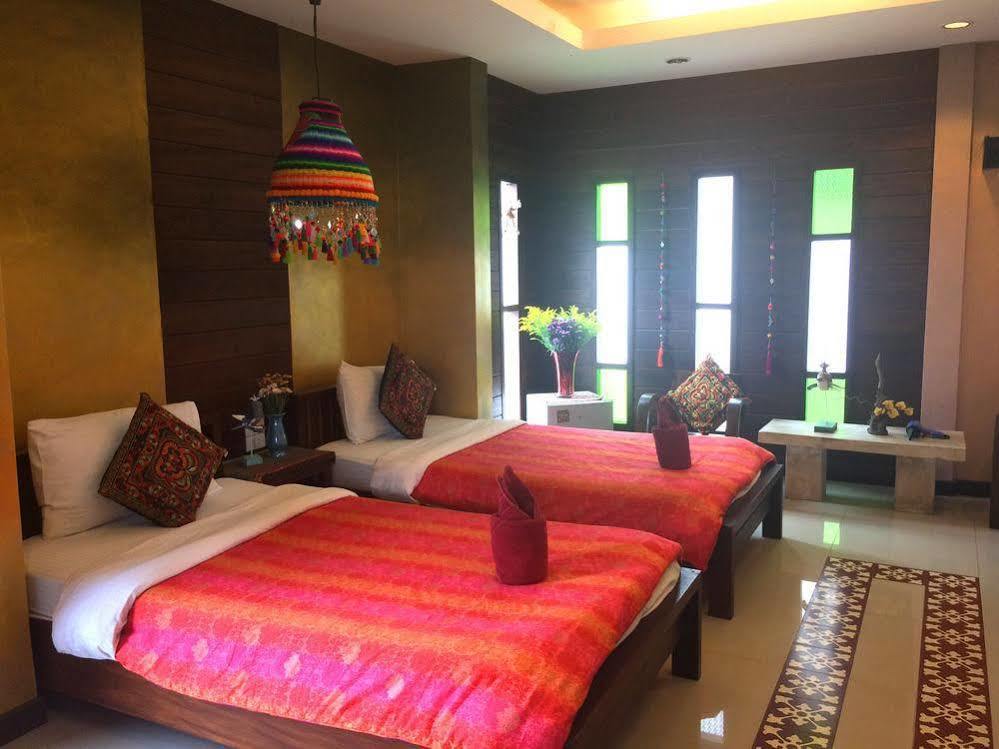 Soi One Boutique Bedrooms Pai Esterno foto