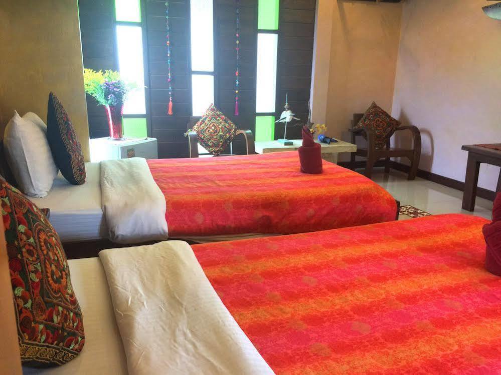 Soi One Boutique Bedrooms Pai Esterno foto
